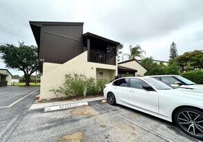 5324 Bosque Ln in West Palm Beach, FL - Building Photo