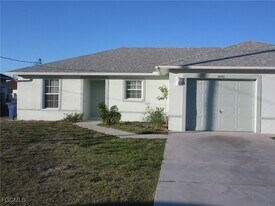 4546 28th St SW in Lehigh Acres, FL - Building Photo