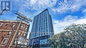 219 Dundas St E in Toronto, ON - Building Photo