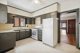 157 Washington Ave in Phoenixville, PA - Building Photo - Building Photo