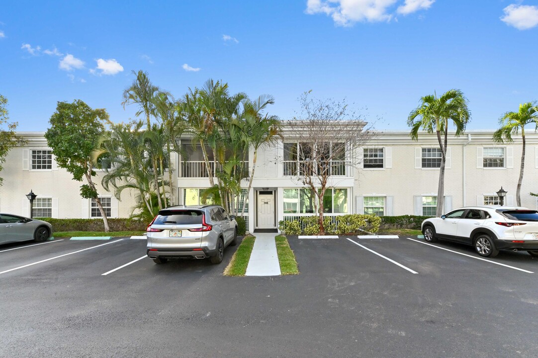 6397 Bay Club Dr in Fort Lauderdale, FL - Building Photo