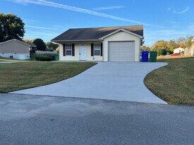 683 Bell Rd in Morristown, TN - Building Photo