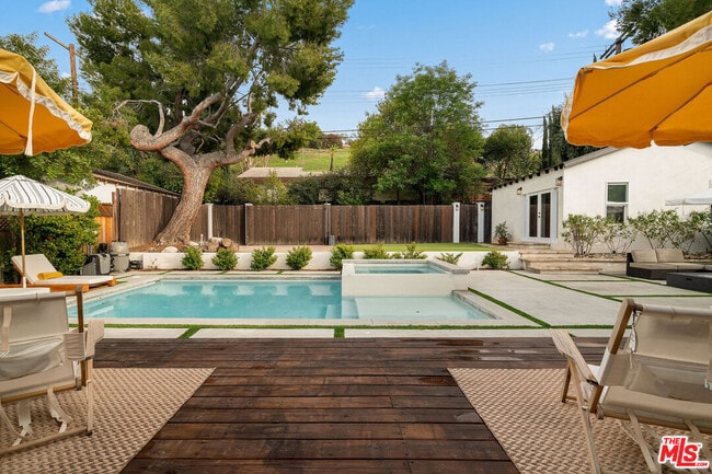 property at 20212 Oxnard St