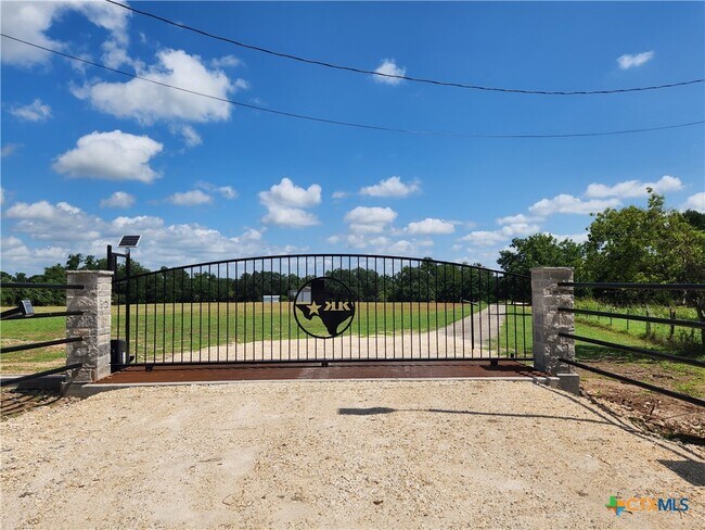 7310 Nolan Bluff Rd in Belton, TX - Building Photo - Building Photo