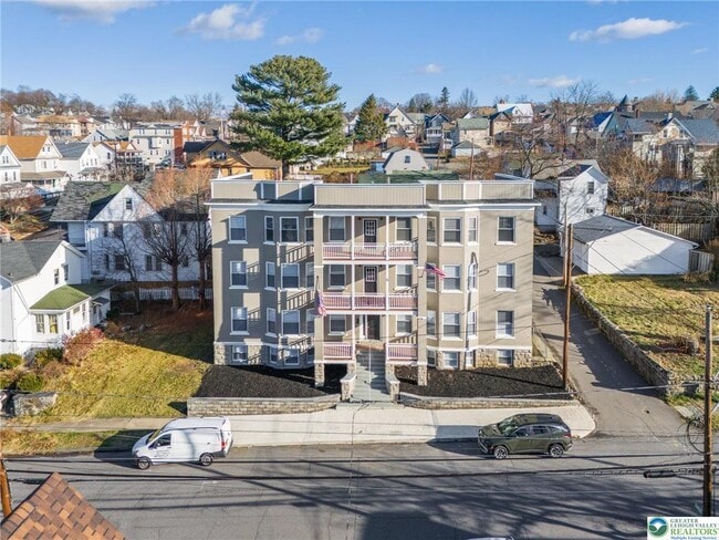 property at 1515 Vine St
