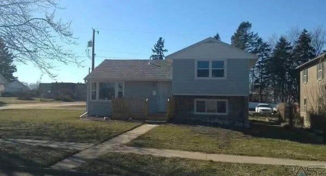 property at 1317 S Gary Dr