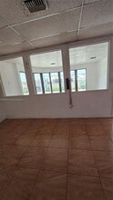 3396 NW S River Dr in Miami, FL - Foto de edificio - Building Photo