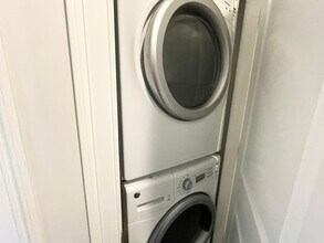 800 Parker St, Unit 1 in Boston, MA - Building Photo - Building Photo