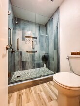 29 Almond Tree Ln in Irvine, CA - Building Photo - Building Photo