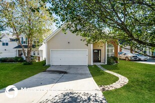 2120 Highland Park Dr in Charlotte, NC - Building Photo