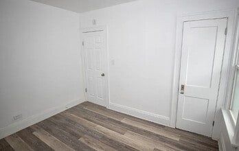 13706 Coit Rd in Cleveland, OH - Building Photo - Building Photo