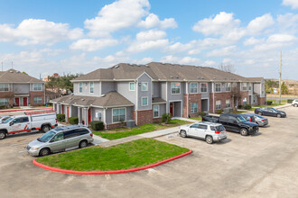 Park at Humble in Humble, TX - Foto de edificio - Building Photo