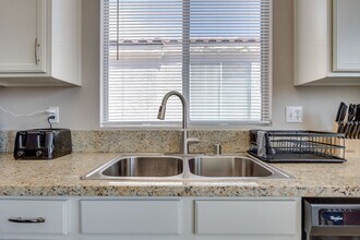 9588 Ensworth St in Las Vegas, NV - Building Photo - Building Photo