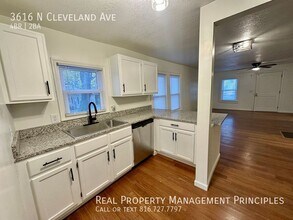 3616 N Cleveland Ave in Kansas City, MO - Building Photo - Building Photo