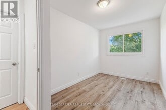 237 Banbury Rd in London, ON - Building Photo - Building Photo