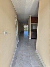 10905 Royal Palm Blvd in Coral Springs, FL - Building Photo - Building Photo