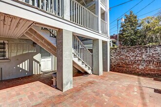 109 E Oglethorpe Ave in Savannah, GA - Building Photo - Building Photo