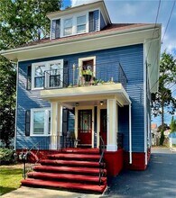 121 Rutherglen Ave in Providence, RI - Building Photo - Building Photo