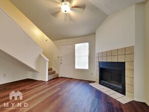 2214 Creekside Ln in Georgetown, TX - Building Photo - Building Photo