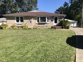 113 Southview Terrace in Louisville, KY - Building Photo