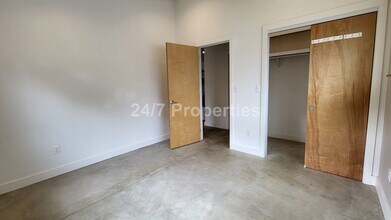 9415 N Fairhaven Ave in Portland, OR - Building Photo - Building Photo