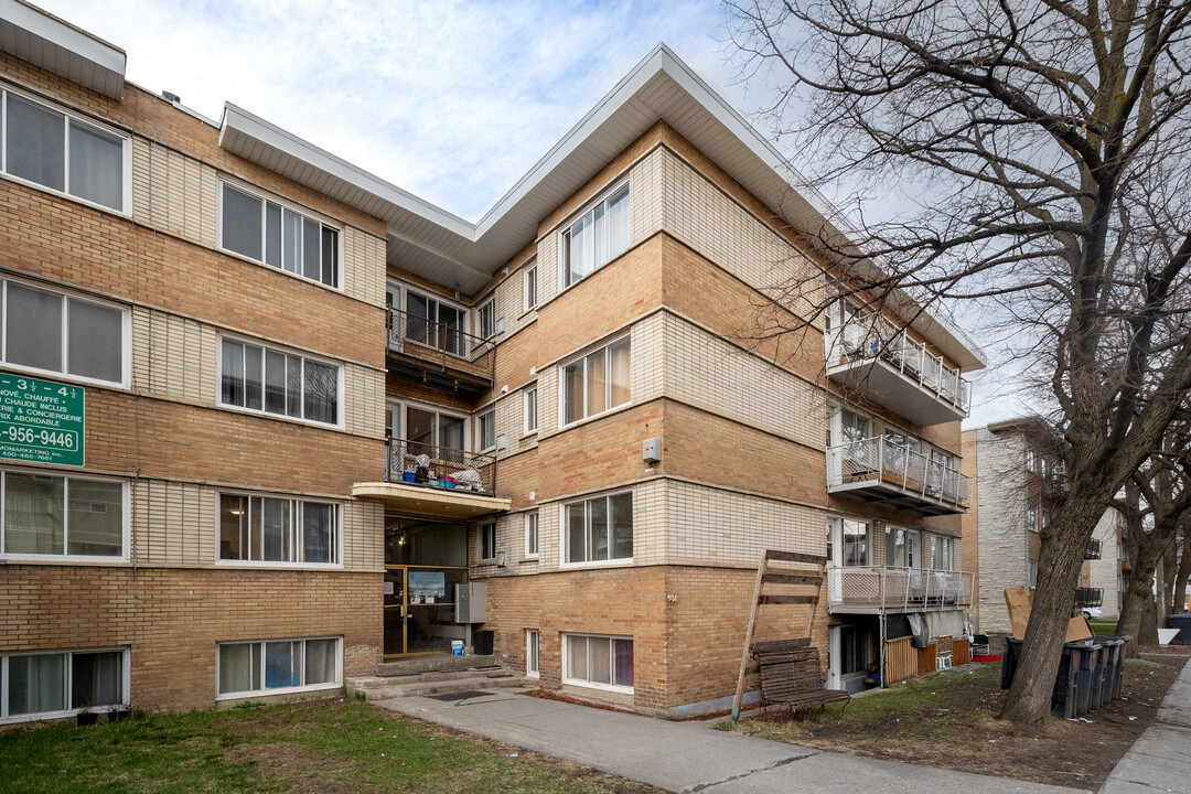 11815 Ranger in Montréal, QC - Building Photo