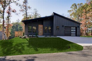 17 Islay Dr in Bella Vista, AR - Building Photo