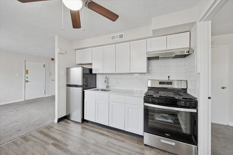 9305 Ashton Rd in Philadelphia, PA - Building Photo