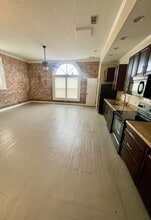 25 W Oak St in Mc Rae, GA - Building Photo - Building Photo