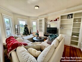 11 Wainwright St in Boston, MA - Building Photo