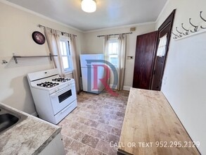 3255 20th Ave S in Minneapolis, MN - Building Photo - Building Photo