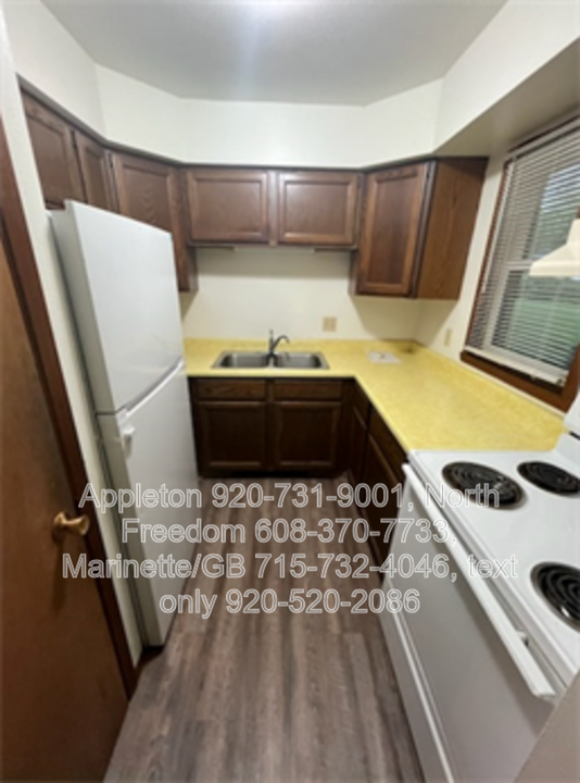 22 Donohue Ct in Fond du Lac, WI - Building Photo