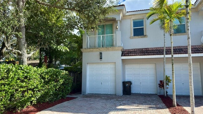 property at 210 SW 9th St