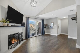 4777 Cedar Springs Rd, Unit 5F in Dallas, TX - Building Photo - Building Photo