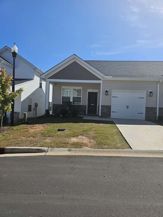 369 Highline Trl in Greenville, SC - Building Photo