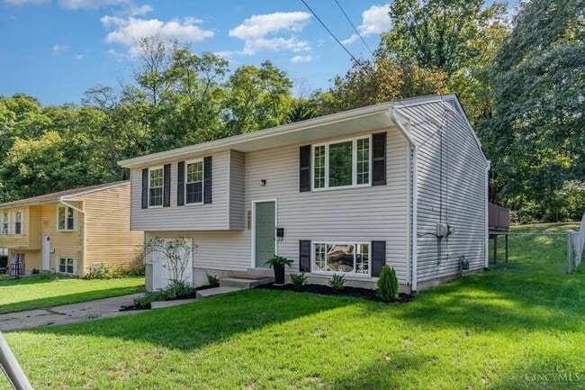 6055 Tridale Ct in Cincinnati, OH - Building Photo - Building Photo
