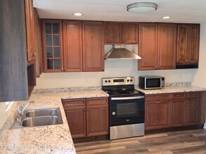 901 Colonial Ave SE in Palm Bay, FL - Building Photo - Building Photo