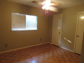 5418 Imperial Grove Dr in Houston, TX - Building Photo - Building Photo