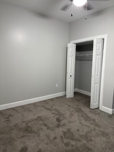 343 S George St, Unit # 2 in York, PA - Foto de edificio - Building Photo