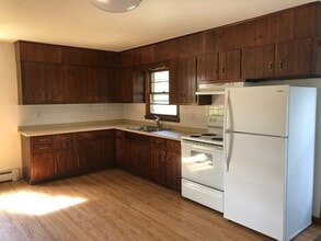 20 Manners Ave, Unit # 6 in Seymour, CT - Building Photo - Building Photo