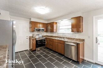 1295 Anthony Ln in Mason, OH - Building Photo - Building Photo