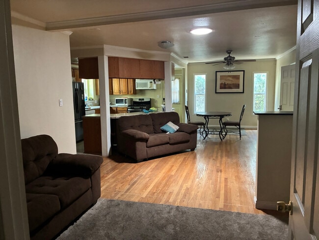 3920 Melody Ln in Riverside, CA - Building Photo - Building Photo