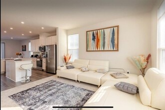 7824 Yona Ct in Glen Burnie, MD - Foto de edificio - Building Photo