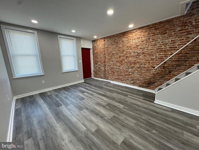 2718 E Madison St in Philadelphia, PA - Building Photo - Building Photo