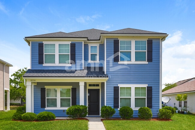 property at 3230 Roundabout Dr