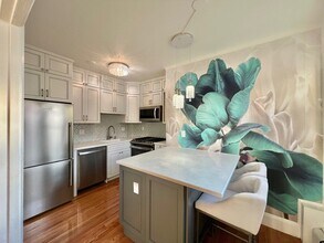 1454 Beacon St in Brookline, MA - Building Photo - Building Photo