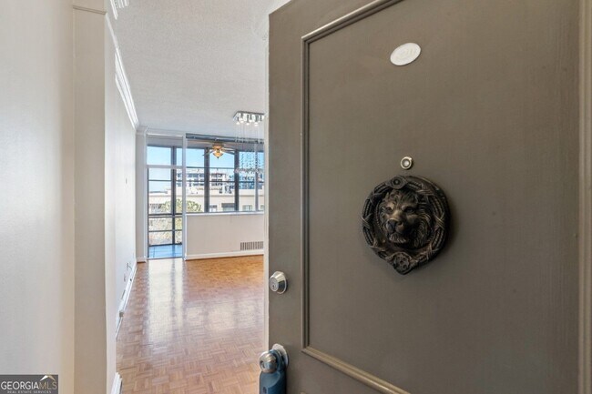 3060 Pharr Ct N Northwest in Atlanta, GA - Building Photo - Building Photo