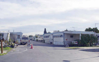 Villa Vermont Mobile Homes Apartments