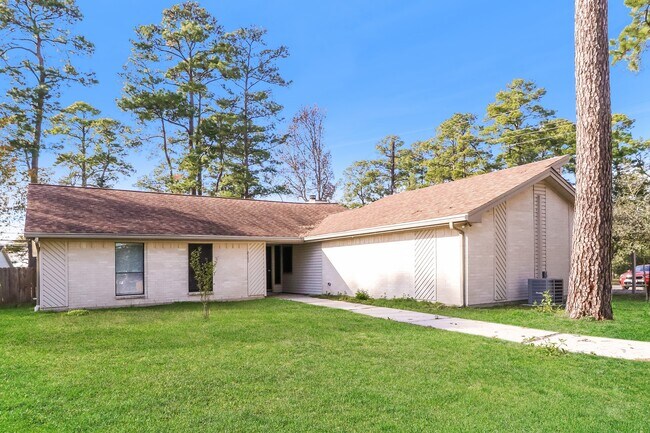 2127 Round Wind Trail in Crosby, TX - Building Photo - Building Photo