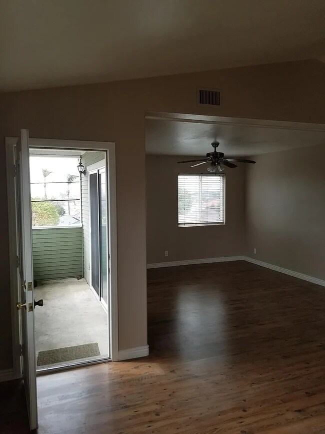 2628 Landis St in San Diego, CA - Foto de edificio - Building Photo